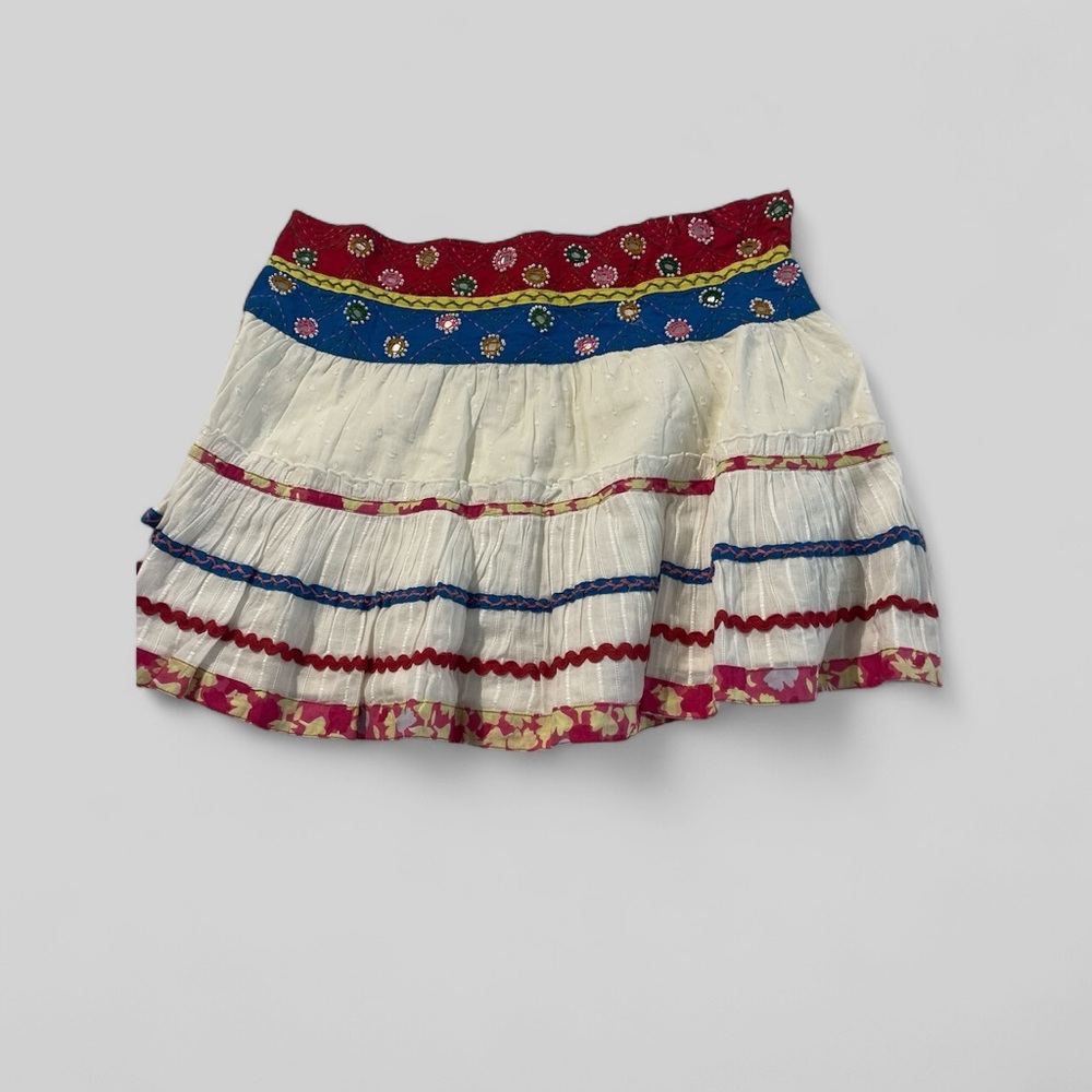 RAGA Anthropologie Womens Mini Skirt Size Medium Lined Side Zip Festive Cream